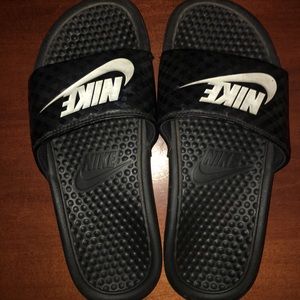 Nike flip flops